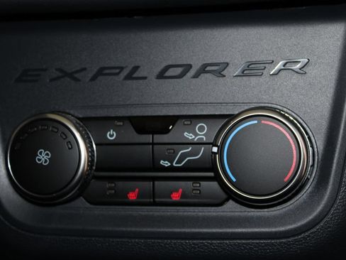 New 2026 Ford Explorer Tremor w/ Tremor Ultimate Package AWD/4WD image 34