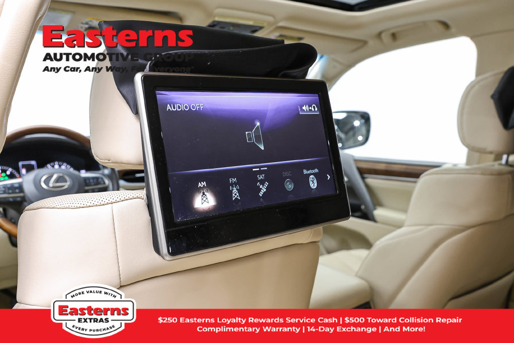Used 2021 Lexus LX 570 4WD w/ Luxury Package image 27