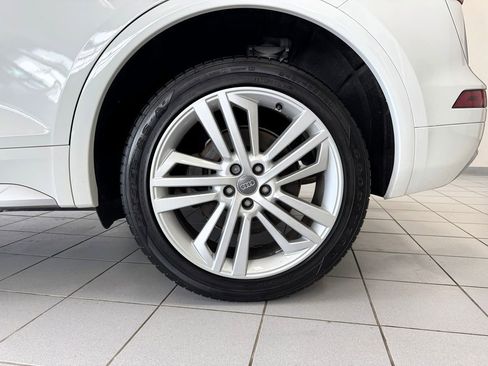 Used 2018 Audi Q5 2.0T Premium Plus w/ Premium Plus Package AWD/4WD image 64