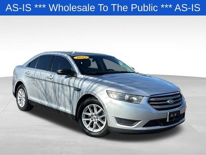 Used 2015 Ford Taurus SE