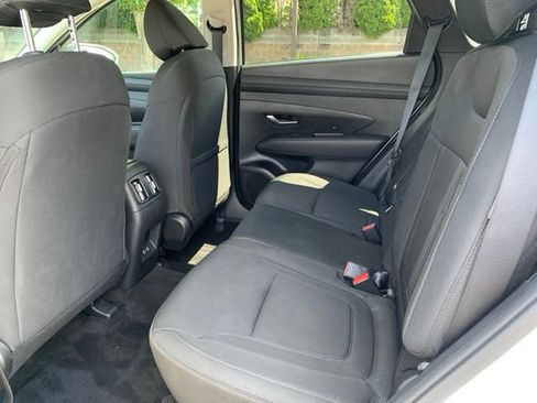Certified 2025 Hyundai Tucson SEL AWD/4WD image 15
