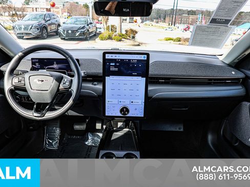 Used 2024 Ford Mustang Mach-E Premium image 24