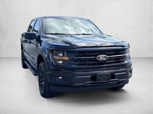 Used 2026 Ford F150 XLT w/ XLT Black Appearance Package AWD/4WD image 3