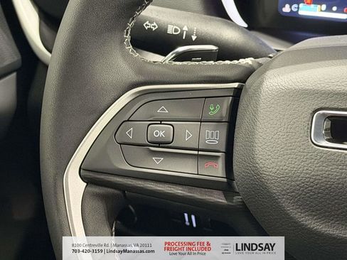New 2025 Jeep Grand Cherokee Altitude AWD/4WD image 20
