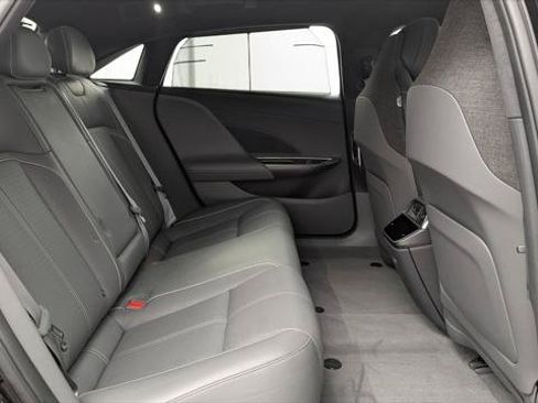 Used 2022 Lucid Air Grand Touring AWD/4WD image 18