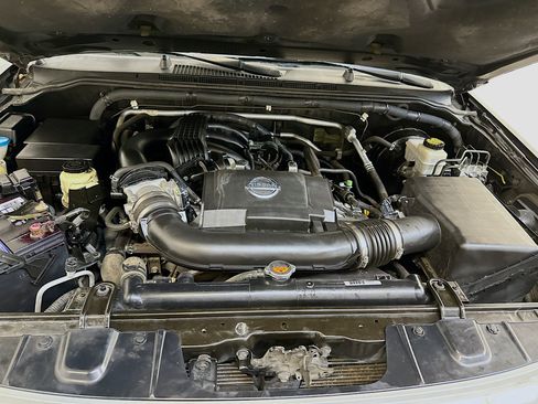 Used 2012 Nissan Xterra S w/ Value Package image 32