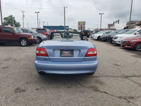 Used 2004 Volvo C70 HT image 9