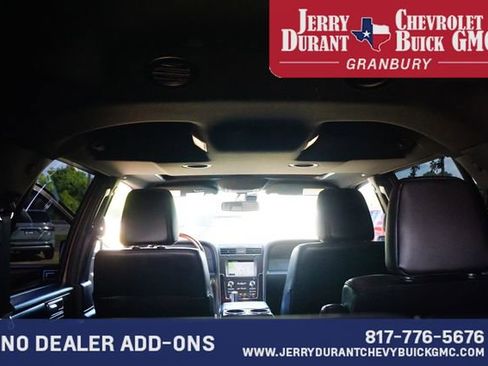Used 2016 Lincoln Navigator Reserve AWD/4WD image 24