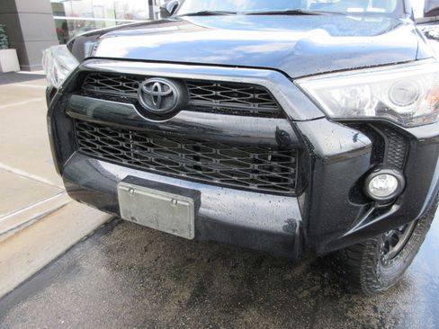 Used 2019 Toyota 4Runner SR5 image 16
