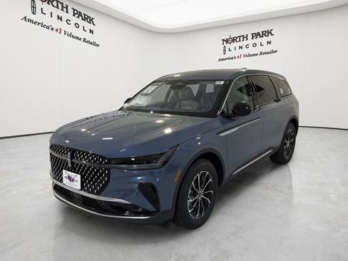 New 2026 Lincoln Nautilus Premier AWD/4WD image 1