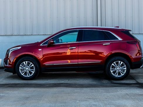New 2026 Cadillac XT5 Luxury image 4