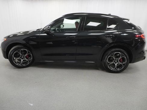Used 2024 Alfa Romeo Stelvio Veloce image 14