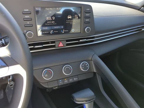 New 2026 Hyundai Elantra SE image 28