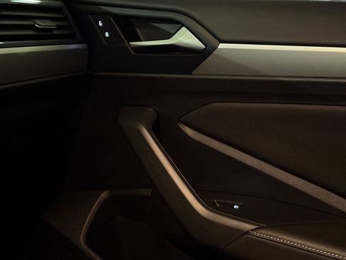 Used 2024 Volkswagen Jetta Sport image 24