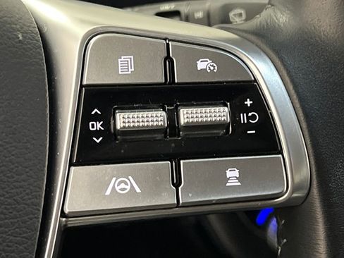 Used 2025 Kia Telluride S image 52