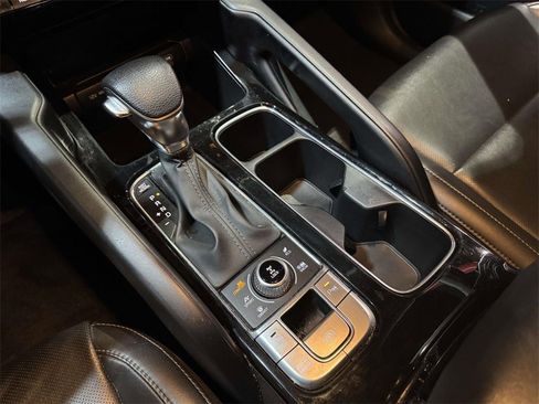Used 2024 Kia Telluride LX image 29