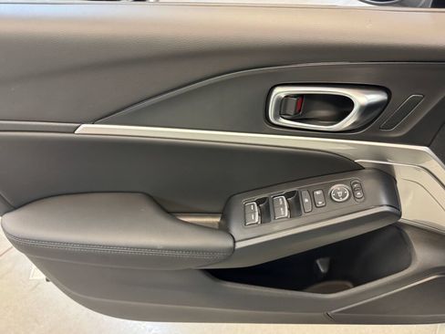 Certified 2025 Acura Integra FWD image 30