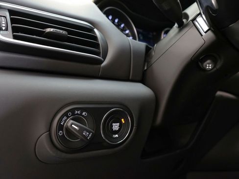 Used 2022 Maserati Levante F Tributo image 16