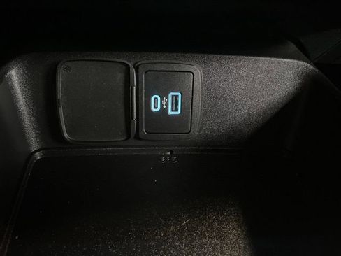 Used 2023 Ford Bronco Base image 21