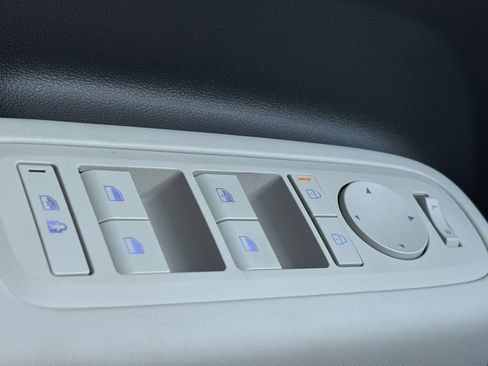 New 2026 Hyundai Santa Fe SE image 14