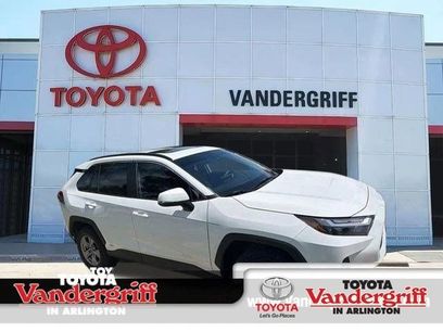 Used 2022 Toyota RAV4 XLE w/ Convenience Package