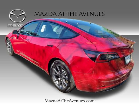 Used 2023 Tesla Model 3 Standard Range image 13