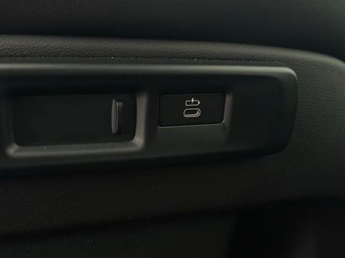 Used 2023 BMW X5 xDrive45e w/ Executive Package image 26