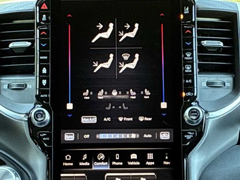 New 2026 RAM 1500 Laramie AWD/4WD image 16