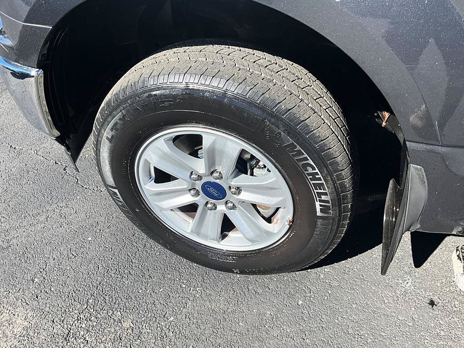 Used 2018 Ford F150 4x4 SuperCrew image 11