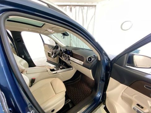 Used 2020 Mercedes-Benz GLB 250 4MATIC image 38
