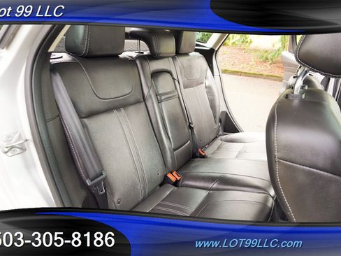 Used 2012 Ford Focus Titanium image 16