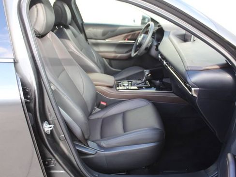 Certified 2025 MAZDA CX-30 2.5 Turbo w/ Premium Package image 41