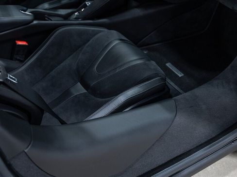 Used 2018 McLaren 720S Performance RWD image 29