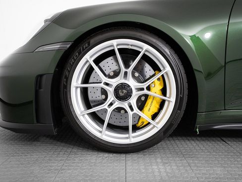 Used 2026 Porsche 911 GT3 RWD image 8