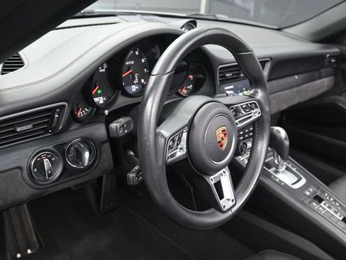 Used 2017 Porsche 911 Carrera GTS image 5
