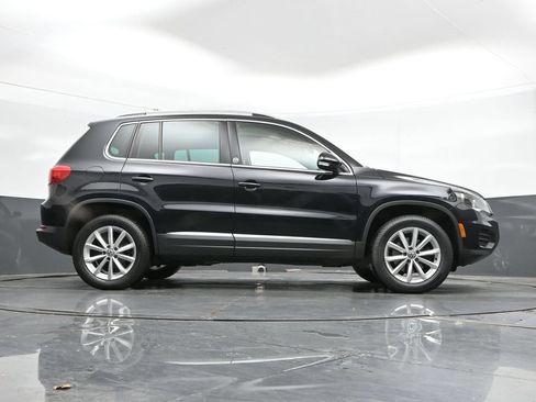 Used 2017 Volkswagen Tiguan Wolfsburg Edition FWD image 41