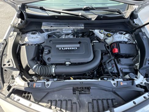 Used 2019 Cadillac XT4 Premium Luxury FWD image 26