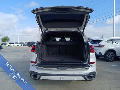 Used 2024 BMW X5 sDrive40i w/ M Sport Package RWD image 9