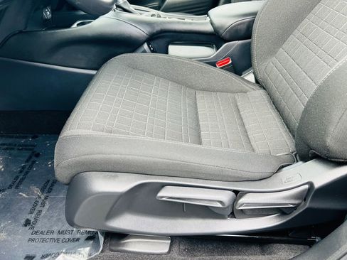 Used 2024 Honda HR-V LX image 15