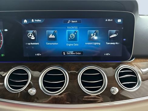 Certified 2023 Mercedes-Benz E 350 4MATIC Sedan image 23