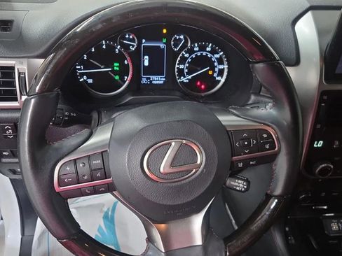 Used 2023 Lexus GX 460 Luxury w/ Sport Design Package image 6