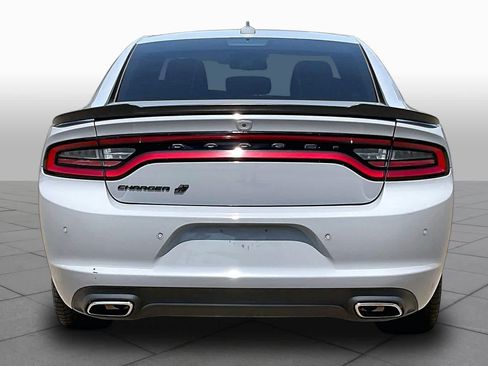 Used 2021 Dodge Charger SXT w/ Blacktop Package AWD/4WD image 5