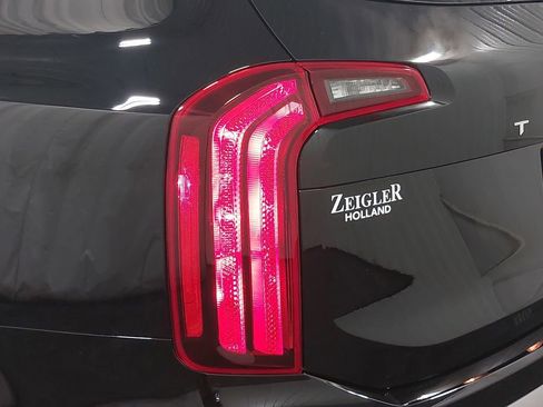 New 2025 Kia Telluride S image 39