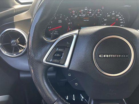 Used 2017 Chevrolet Camaro SS RWD image 23