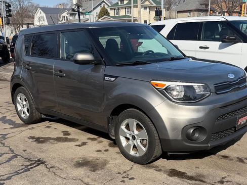 Used 2018 Kia Soul w/ Convenience Package image 7