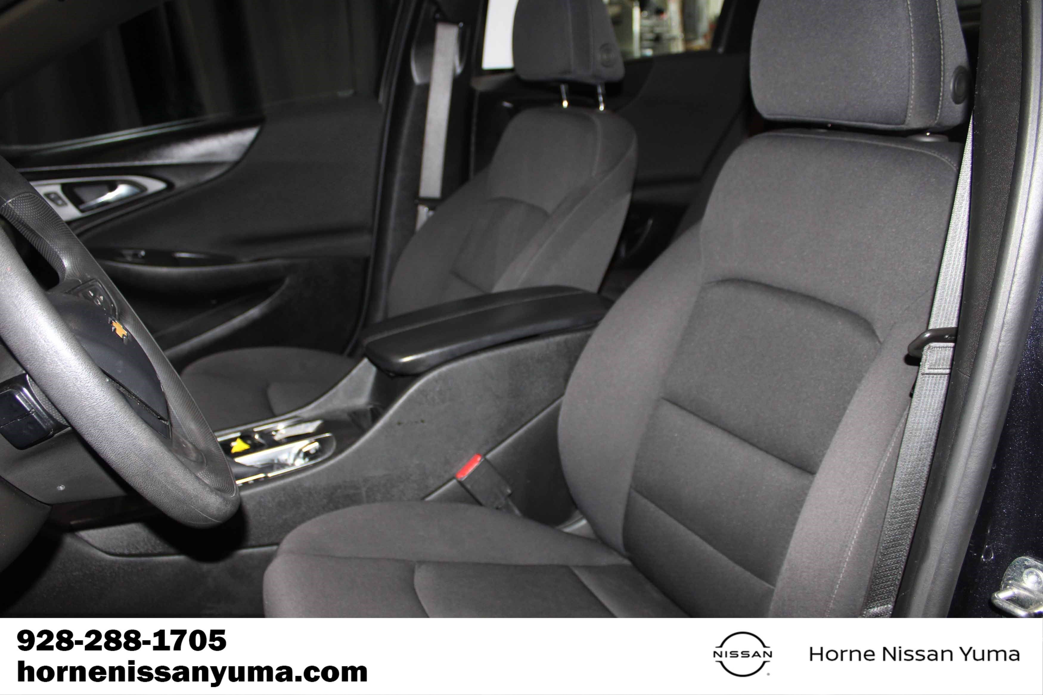 Used 2023 Chevrolet Malibu LT FWD image 4