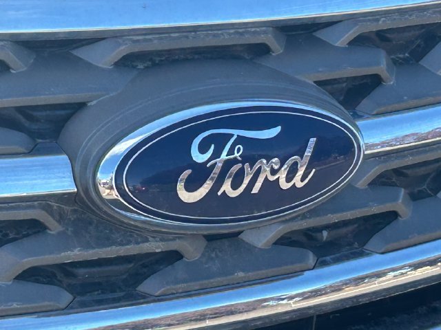 Used 2018 Ford Explorer 4WD w/ Class II Trailer Tow Package image 10