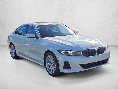 Used 2025 BMW 330i Sedan w/ Convenience Package image 6