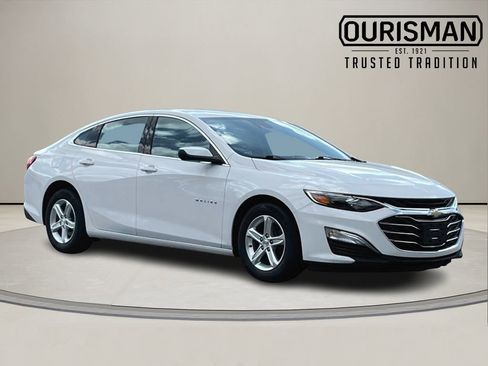 Used 2022 Chevrolet Malibu LS image 1