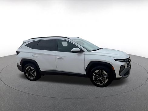 Used 2026 Hyundai Tucson SEL Plus AWD/4WD image 2